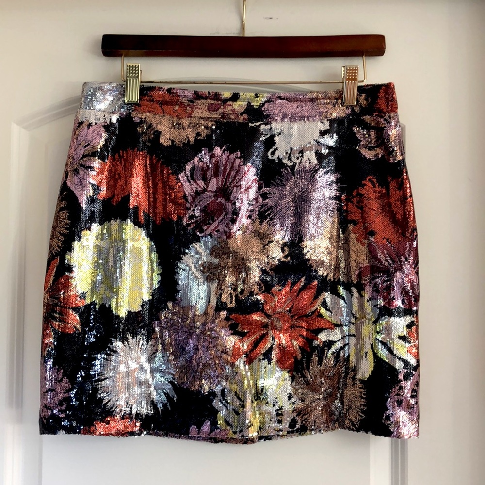 Zara sequined mini skirt 😍
